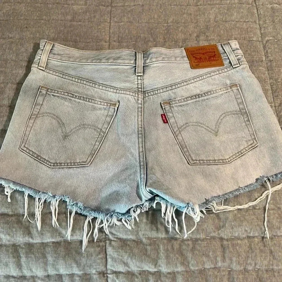 Levi’s button fly denim shorts - Picture 1 of 5